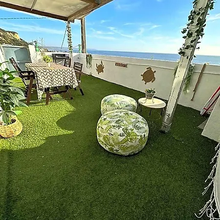 Fonte Da Telha Cliff House -