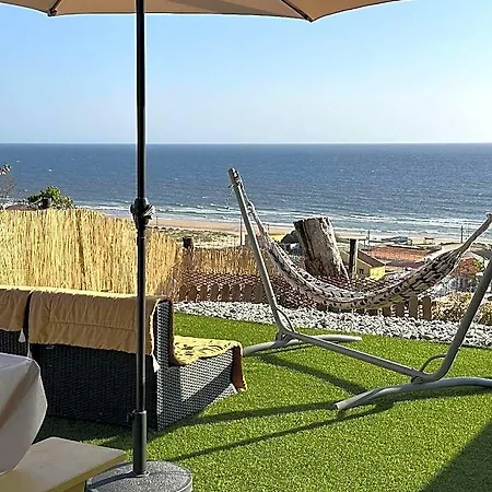 Fonte Da Telha Cliff House -