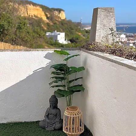 Hotell Fonte Da Telha Cliff House -
