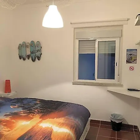 Fonte Da Telha Cliff House -